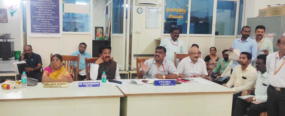 ಲಂಗುಲಗಾಮಿಲ್ಲದ ನಗರಸಭೆ ಆಡಳಿತಕ್ಕೆ ಕಡಿವಾಣ-ಶಾಸಕ ಟಿ.ರಘುಮೂರ್ತಿ