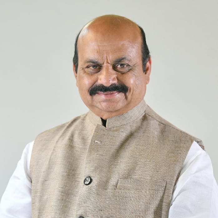 ಪಂಚಮಸಾಲಿ ಹೋರಾಟಗಾರರ ಮೇಲೆ ಲಾಠಿ ಚಾರ್ಜ್ ಮಾಡಿದ ಅಧಿಕಾರಿಗಳ ಅಮಾನತು ಮಾಡಿ: ಬೊಮ್ಮಾಯಿ