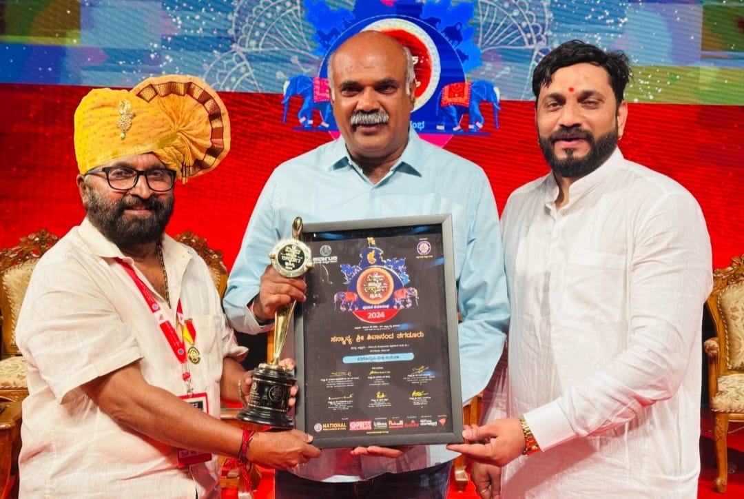 ಹೆಮ್ಮೆಯ ಕನ್ನಡಿಗ ಪ್ರಶಸ್ತಿ ಪಡೆದ ಶಿವಾನಂದ ತಗಡೂರು