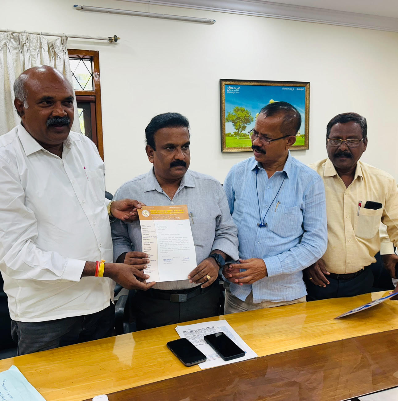 ಪತ್ರಕರ್ತರಿಗೆ ಉಚಿತ ಹೆಲ್ತ್ ಸ್ಕೀಂ ಜಾರಿಗೊಳಿಸಲು ಮುಖ್ಯಮಂತ್ರಿಗಳಿಗೆ ಕೆಯುಡಬ್ಲೂಜೆ ಮನವಿ
