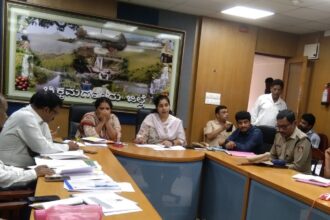 ಭಾರೀ ಮಳೆ ಮುನ್ಸೂಚನೆ: ಅಧಿಕಾರಿಗಳು ಕೇಂದ್ರಸ್ಥಾನ ಬಿಡದಂತೆ ಜಿಲ್ಲಾಧಿಕಾರಿ ಸೂಚನೆ