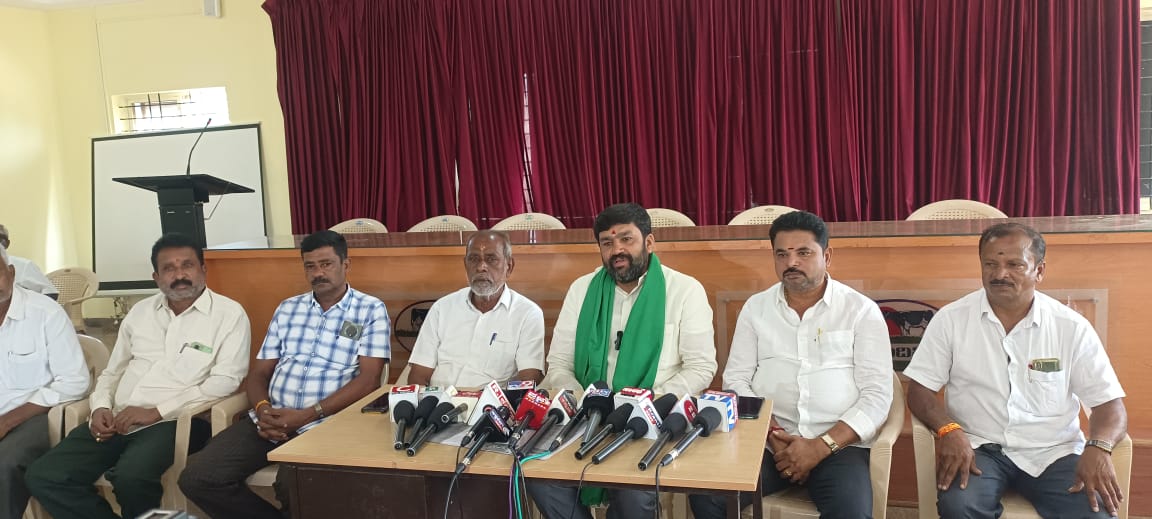 ಶ್ರಮದ ಫಲದಿಂದ ಹುದ್ದೆಗಳು ಪಡೆದಿದ್ದೇನೆ ಬಿಕ್ಷೆಯಿಂದಲ್ಲ-ಬಿ.ಸಿ ಆನಂದ್