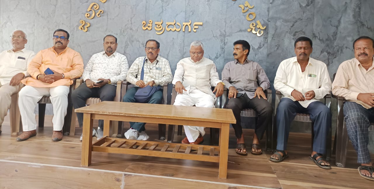 ಹೊರ ಗುತ್ತಿಗೆ ರದ್ದುಪಡಿಸಿ ಪೌರ ಕಾರ್ಮಿಕರನ್ನು ನೇರ ನೇಮಕಾತಿ ಮಾಡಲಿ