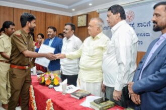 ಕೆಎಸ್‌ಆರ್‌ಟಿಸಿಗೆ ಚಾಲಕ ಮತ್ತು ನಿರ್ವಾಹಕರಿಗೆ ನೇಮಕಾತಿ ಪತ್ರ ವಿತರಿಸಿದ ರಾಮಲಿಂಗಾರೆಡ್ಡಿ