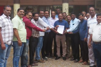 ಕಡಿಮೆ ಫಲಿತಾಂಶ ಶಿಕ್ಷಕರ ಮೇಲೆ ಕ್ರಮ ಆದೇಶ ಹಿಂಪಡೆಯಲು ಮನವಿ