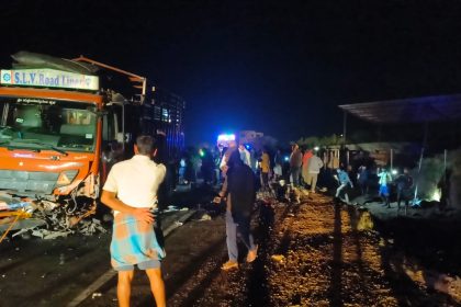 ಹಿರಿಯೂರು ಸಮೀಪ ಭೀಕರ ಅಪಘಾತ 4 ಮಂದಿ ಯುವಕರ ಸಾವು