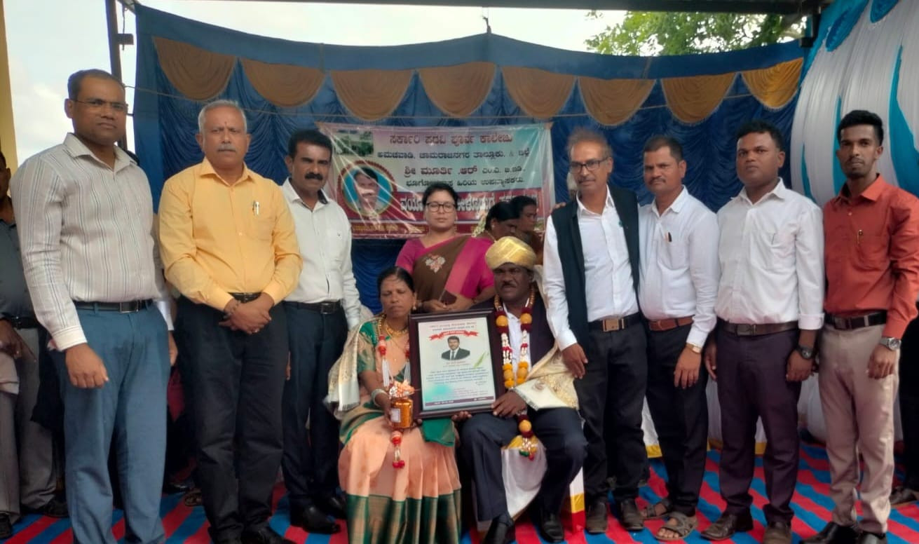 ಬೆಳ್ಳಿ ರಥದಲ್ಲಿ ಮೆರವಣಿಗೆಯ ಮೂಲಕ ಗುರುವಿಗೆ ಬೀಳ್ಕೊಡುಗೆ 