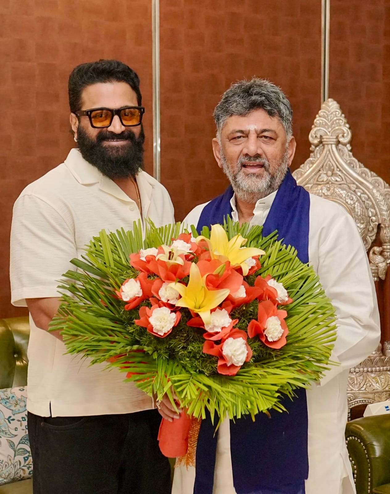 ಸಿಎಂ ಡಿ.ಕೆ ಶಿವಕುಮಾರ್ ಅವರನ್ನು ಭೇಟಿ ಮಾಡಿದ 'ಕಾಂತಾರ' ಸ್ಟಾರ್ ರಿಷಬ್ ಶೆಟ್ಟಿ: