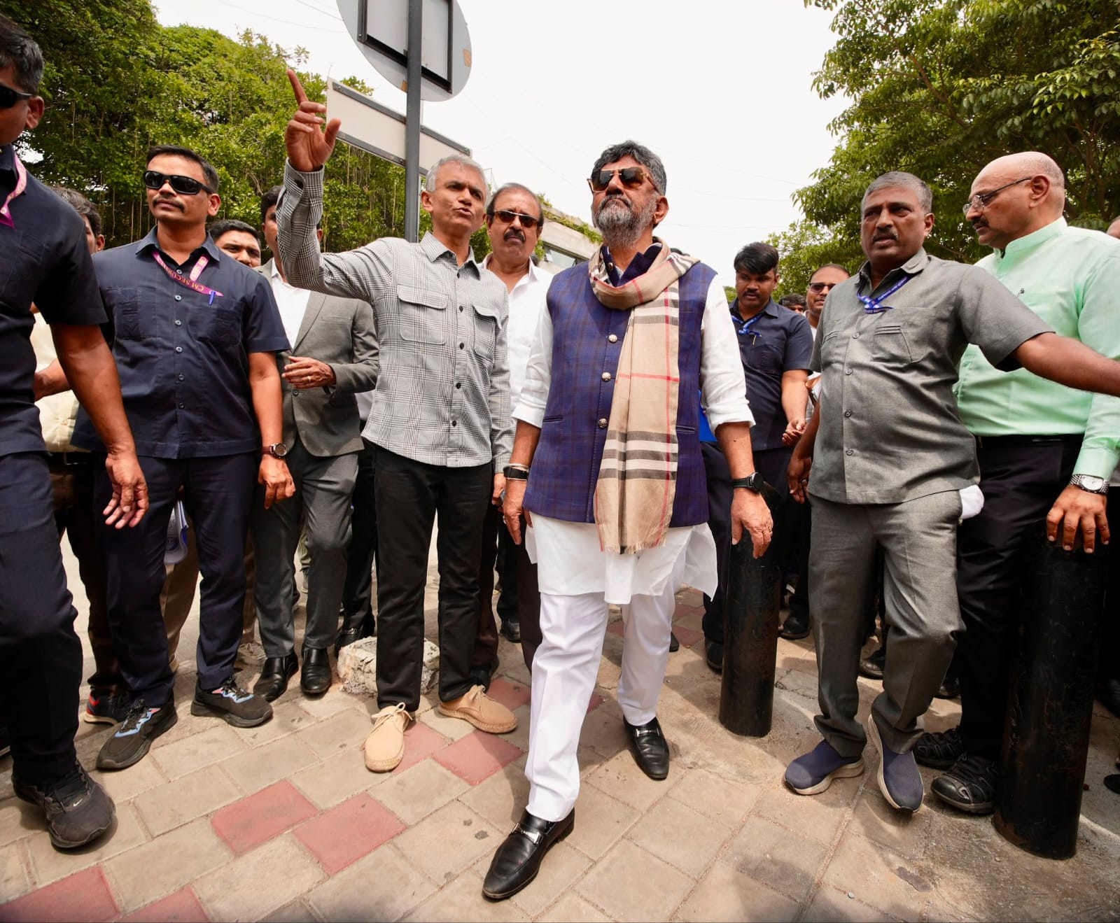 "ನಮ್ಮ ಬೆಂಗಳೂರು" ಪಾದಚಾರಿ ಮಾರ್ಗಗಳ ಒತ್ತುವರಿ ತೆರವು: ಸಿಎಂ ಶಿವಕುಮಾರ್ ಮಹತ್ವದ ಪ್ರಕಟಣೆ