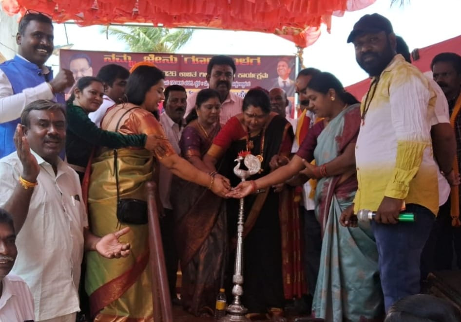 ದಾಸೋಹಿ ಮಲ್ಲೇಶ್ ಅವರಿಗೆ  ಗೌರವ ಡಾಕ್ಟರೇಟ್ ನೀಡಲಿ- ರವಿ ಮಾವಿನ ಕುಂಟೆ