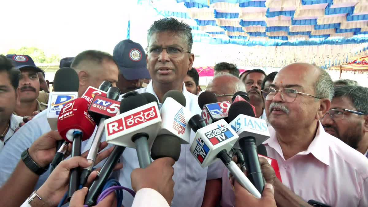 ಬಿಡದಿ ಟೌನ್‌ಶಿಪ್‌ಗೆ ರೈತರಿಂದ ಒತ್ತಾಯಪೂರ್ವಕವಾಗಿ ಜಮೀನು ಪಡೆಯುತ್ತಿಲ್ಲ: ಜಾರಕಿಹೊಳಿ
