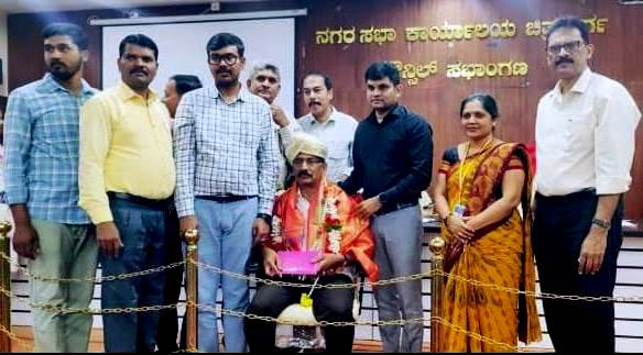 ಮತದಾರರ ಪಟ್ಟಿ ಗಣಕೀಕರಣದಲ್ಲಿ ಶೇ.100ರಷ್ಟು ಪ್ರಗತಿ ಬಿಎಲ್‍ಓಗೆ ಸನ್ಮಾನ