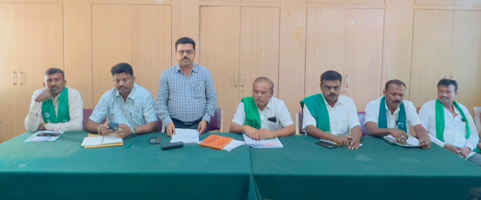 ರೈತರ ಕುಂದುಕೊರತೆ ಸಭೆ: ಜುಲೈ 31ರೊಳಗೆ ಬೆಳೆ ವಿಮೆ ಮಾಡಿಸಲು ಕರೆ