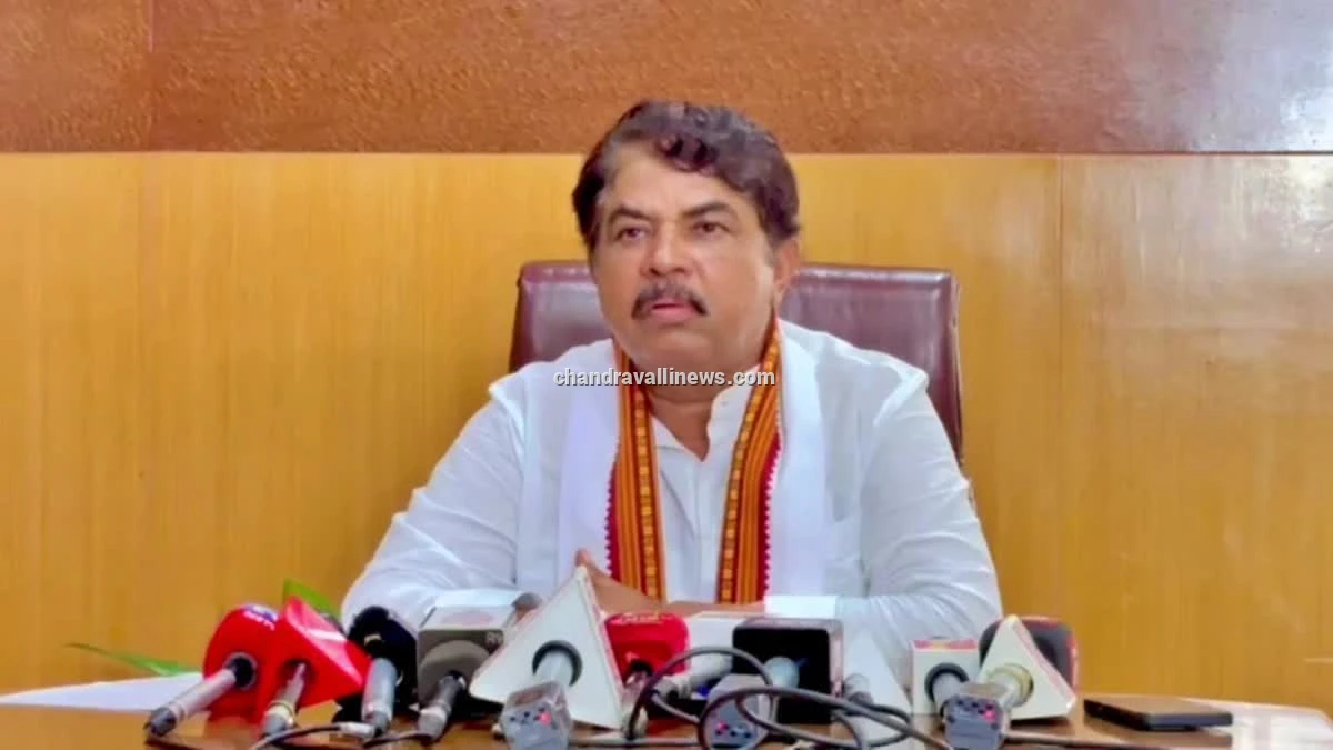 ಸಚಿವರಿಗೆ 7% ಗ್ಯಾರೆಂಟಿ ನೀಡಿದೆ ಕಾಂಗ್ರೆಸ್ ಸರ್ಕಾರ: ವಿಧಾನಸೌಧದಲ್ಲಿ ಆರ್. ಅಶೋಕ್ ಗಂಭೀರ ಆರೋಪ 