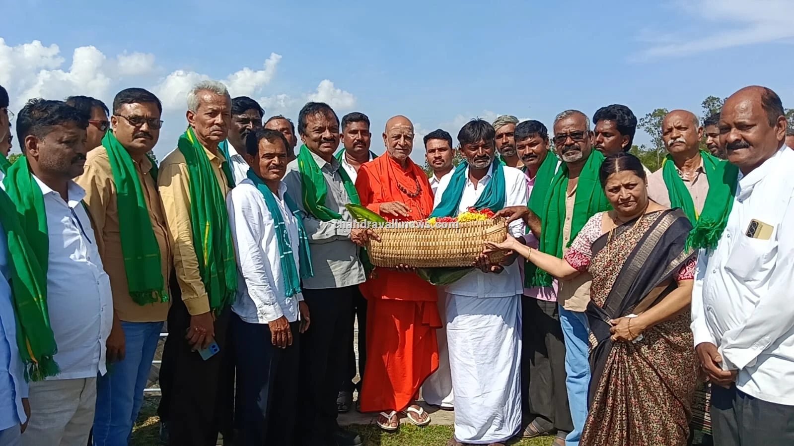ಇಡೀ ಭದ್ರೆ ಪೂರ್ಣಗೊಂಡ ನಂತರವೇ ಸಂಭ್ರಮ, ಬಯಲು ಸೀಮೆ ಬಾಗಿನ ಸಮರ್ಪಣೆ: ಸಮಿತಿ ಪ್ರತಿಜ್ಞೆ ಸ್ವೀಕಾರ