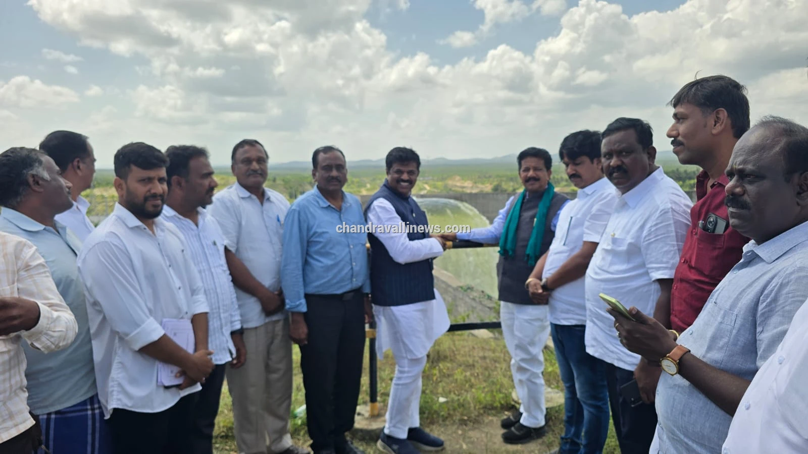 ಸಚಿವರ ಮಧ್ಯಸ್ಥಿಕೆ ಯಶಸ್ವಿ: ಚಿತ್ರದುರ್ಗ ಶಾಖಾ ಕಾಲುವೆಗೆ ಪುನಃ ನೀರು ಚಾಲನೆ