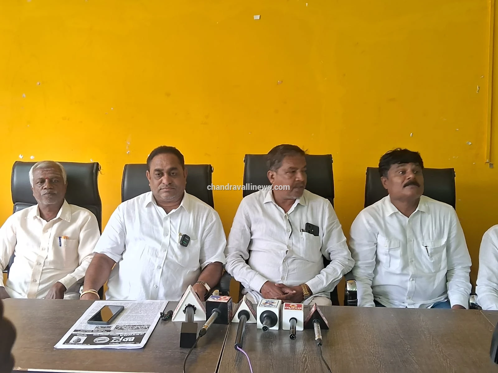 ಸತೀಶ್ ಜಾರಕಿಹೊಳಿ ಮೇಲಿನ ಇ.ಡಿ ದಾಳಿ ರಾಜಕೀಯ ಪ್ರೇರಿತ: ಕಾಂಗ್ರೆಸ್ ಮುಖಂಡರ ತೀವ್ರ ಆಕ್ರೋಶ