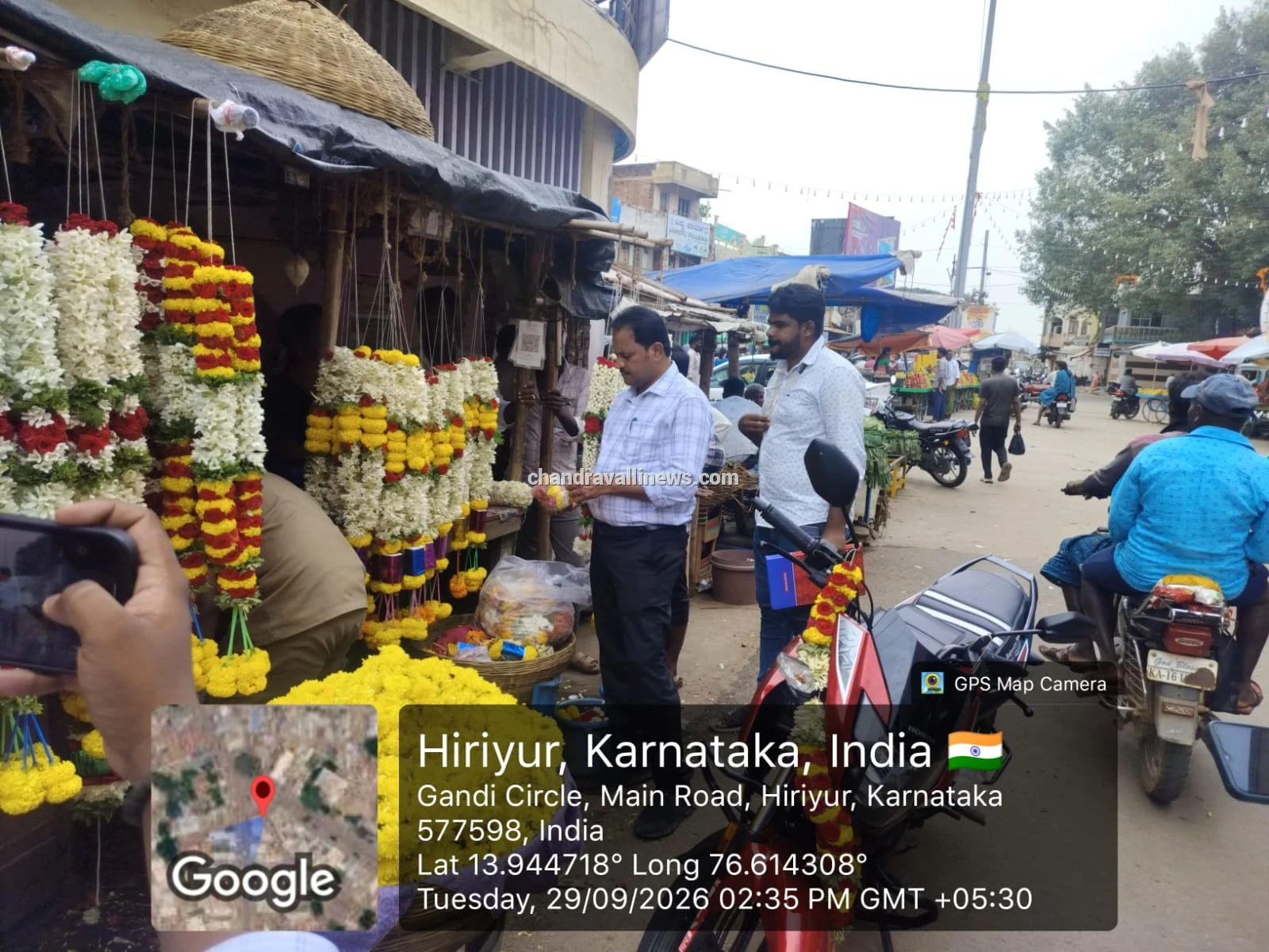 ಪ್ಲಾಸ್ಟಿಕ್ ಮುಕ್ತ ಅಭಿಯಾನ: ಹಿರಿಯೂರು ಮಾರುಕಟ್ಟೆಗಳಲ್ಲಿ ಪೌರಾಯುಕ್ತರ ದಿಢೀರ್ ಭೇಟಿ, ವ್ಯಾಪಾರಸ್ಥರಿಗೆ ದಂಡ!