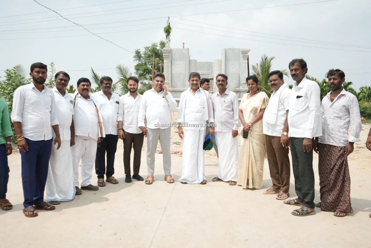 ಸಾಲುಹುಣಸೆ ಮತ್ತು ಸೂಗೂರು ಗ್ರಾಮಗಳಲ್ಲಿ ಸಚಿವರು ಹಾಗೂ ಶಾಸಕರಿಂದ ಸಾರ್ವಜನಿಕರ ಅಹವಾಲು ಆಲಿಕೆ