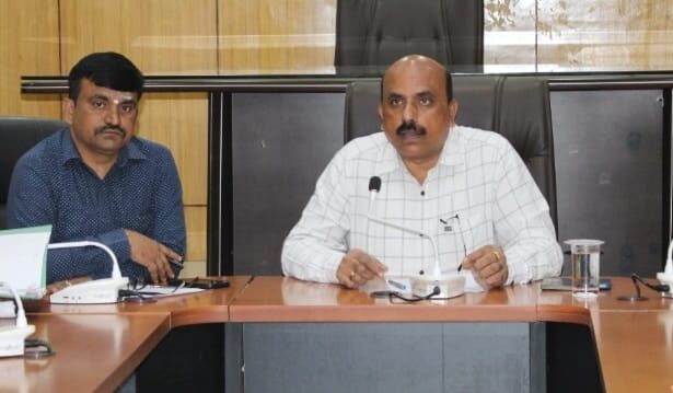 ತ್ಯಾಜ್ಯ ನೀರು ನಿರ್ವಹಣೆ ನಿರ್ಲಕ್ಷ್ಯ ತೋರುವ ಅಧಿಕಾರಿಗಳ ವಿರುದ್ದ ಎಫ್ಐಆರ್ ದಾಖಲು ಜಿಲ್ಲಾಧಿಕಾರಿ ಟಿ.ವೆಂಕಟೇಶ್ ಎಚ್ಚರಿಕೆ