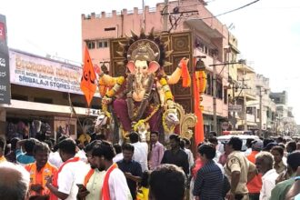 ಬೃಹತ್ ಶೋಭಾಯಾತ್ರೆಯೊಂದಿಗೆ ಹಿರಿಯೂರು ಹಿಂದೂ ಮಹಾಗಣಪತಿ ವಿಸರ್ಜನೆ