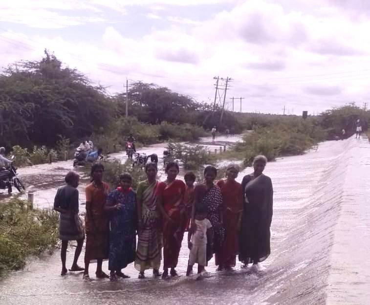 ರಂಗೇನಹಳ್ಳಿ ಕೆರೆ ಭರ್ತಿ, ಕಣ್ತುಂಬಿಕೊಂಡ ಜನತೆ