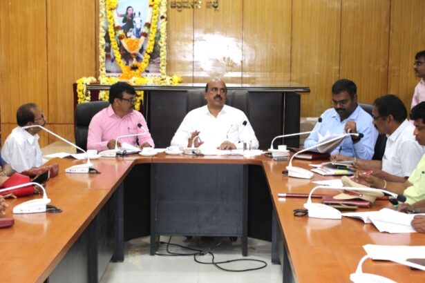 ಅದ್ದೂರಿ ಕನ್ನಡ ರಾಜ್ಯೋತ್ಸವ ಆಚರಣೆಗೆ ಅಗತ್ಯ ಸಿದ್ದತೆ-ಜಿಲ್ಲಾಧಿಕಾರಿ ಟಿ.ವೆಂಕಟೇಶ್