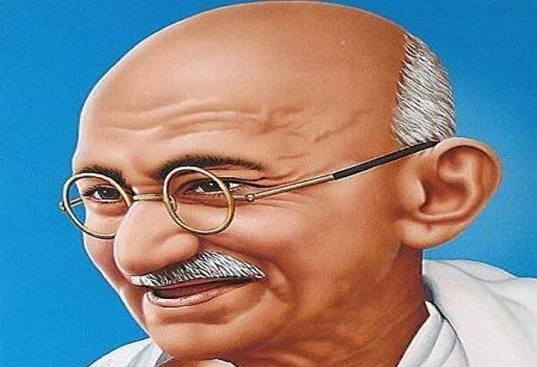 ಗುಜರಾತಿನ ಪೋರಬಂದರ್ ನ ಸಾಮಾನ್ಯ ಶಿಶು ಗಾಂಧಿ..