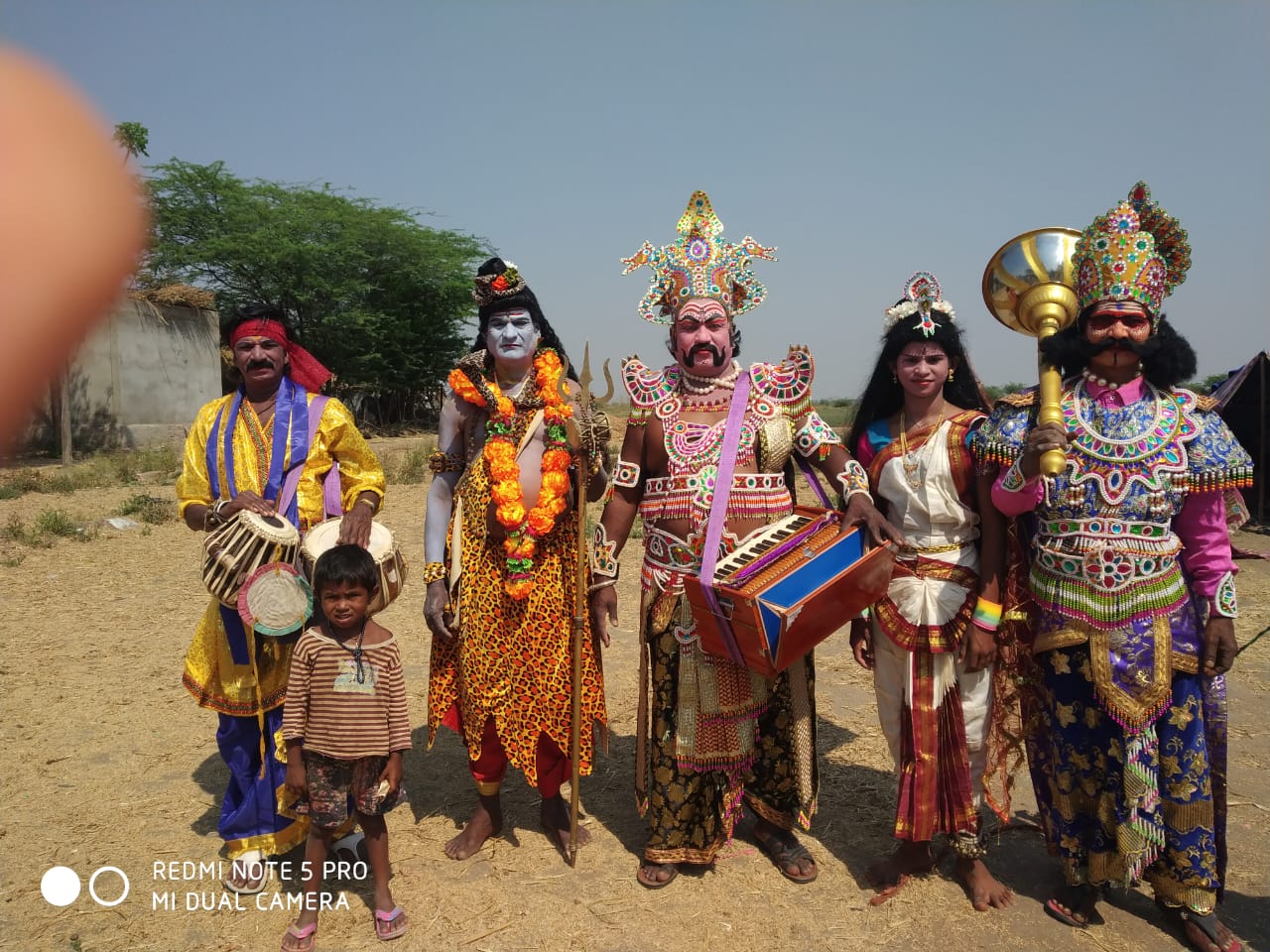 ಗಮನ ಸೆಳೆದ ಹಗಲು ವೇಷ ಕಲಾ ಪ್ರದರ್ಶನ