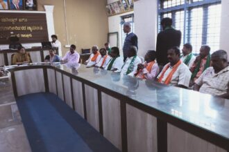 ಅಧಿಕಾರಿಗಳು ರೈತರ ಮನವಿಗೆ ಸ್ಪಂದಿಸಬೇಕಿದೆ-ಜೈ ರಾಮಣ್ಣ