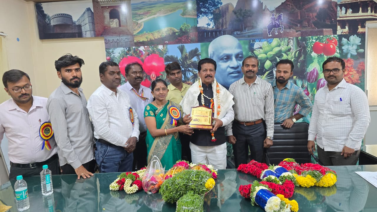 ಫಲಪುಷ್ಪ ಪ್ರದರ್ಶನ ಯಶಸ್ವಿ, ಗಮನ ಸೆಳೆದ ಕಲಾಕೃತಿಗಳು
