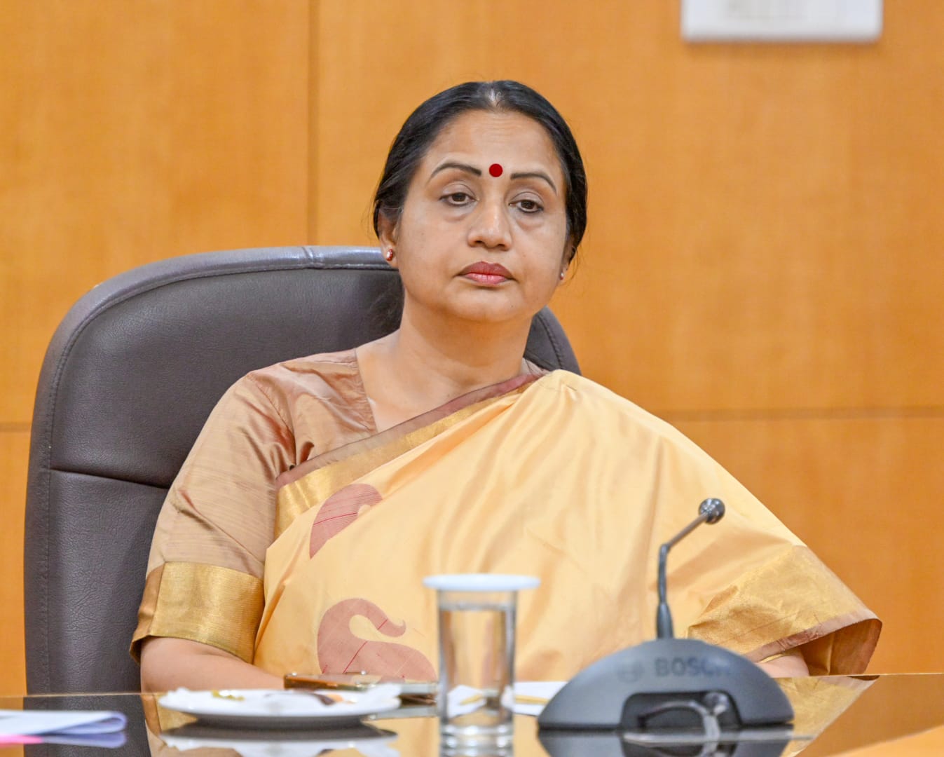 ಮೈಕ್ರೋ ಫೈನಾನ್ಸ್ ಸಂಸ್ಥೆಗಳ ದಬ್ಬಾಳಿಕೆ ತಡೆಗೆ ಸರ್ಕಾರದ ಕ್ರಮ-ಶಾಲಿನಿ ರಜನೀಶ್