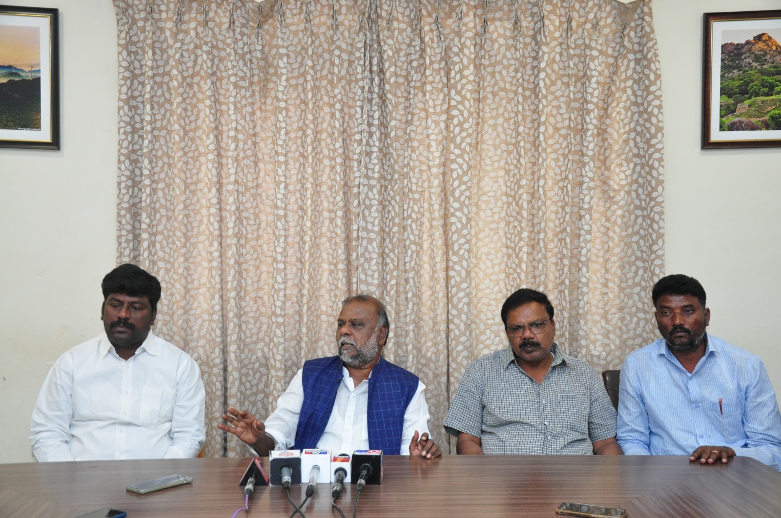 ಎಸ್ಸಿ ಪಟ್ಟಿಯಿಂದ ಎಕೆ, ಎಡಿ ಹೆಸರು ತೆಗೆದು ಮೂಲ ಜಾತಿ ಹೆಸರಲ್ಲಿ ಪ್ರಮಾಣ ಪತ್ರ ನೀಡಿಲಿ-ಆಂಜನೇಯ