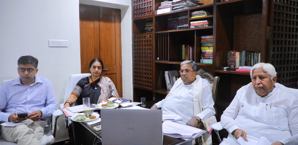 ಬಲವಂತದ ವಸೂಲಾತಿ ಮಾಡುವವರ ವಿರುದ್ದ ಕ್ರಿಮಿನಲ್‌ಮೊಕದ್ದಮೆ ದಾಖಲಿಸಿ-ಸಿಎಂ