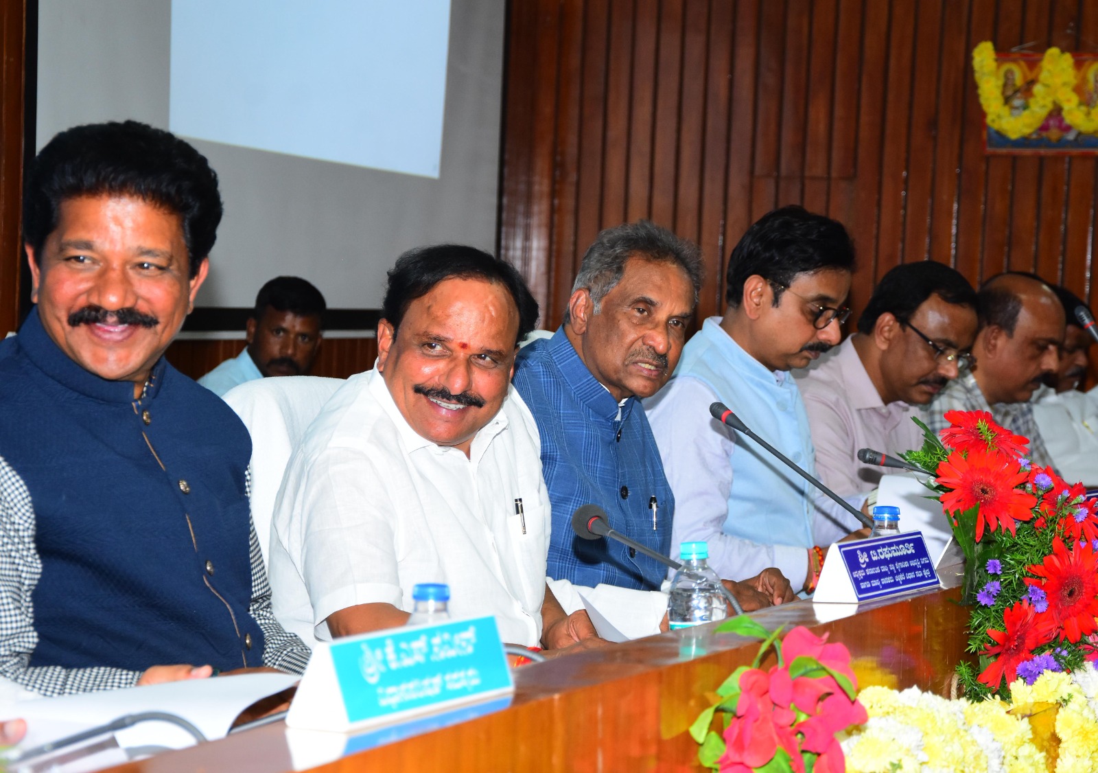 ಕೃಷಿ ಪಂಪ್‍ಸೆಟ್‍ಗಳಿಗೆ ನಿತ್ಯ 7 ಗಂಟೆ ಸಮಪರ್ಕ ವಿದ್ಯುತ್ ಪೂರೈಕೆ