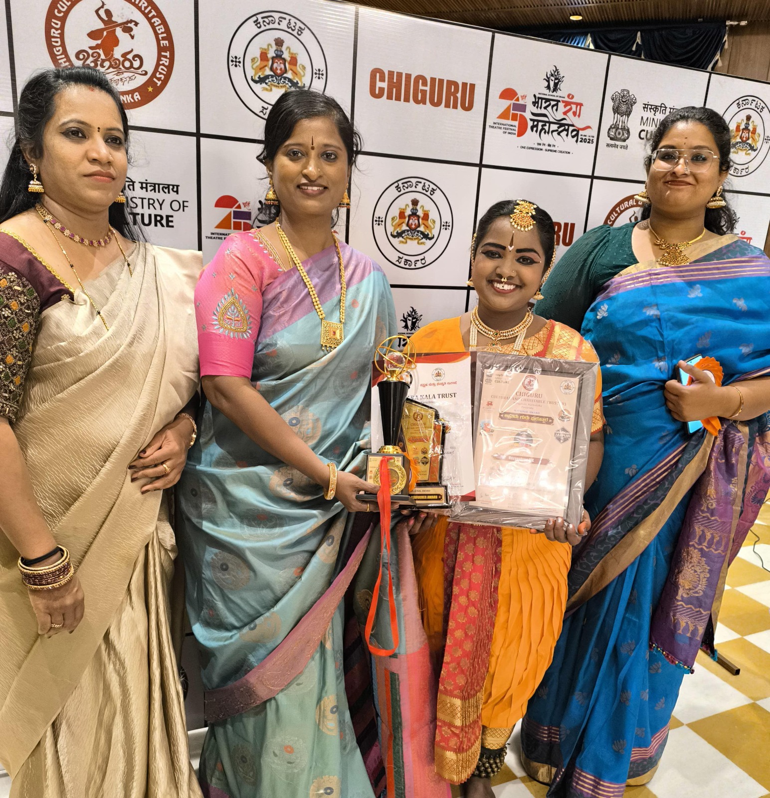 ಭರತ ನಾಟ್ಯ ಕಲಾವಿದೆಗೆ ಅಪ್ರತಿಮ ಗುರು ಪುರಸ್ಕಾರ