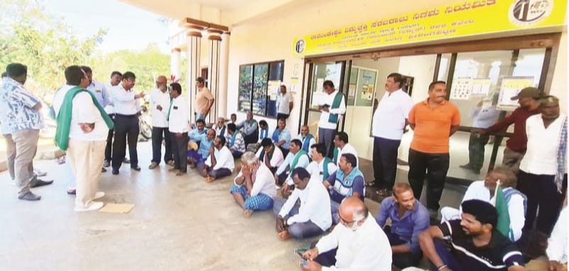 ರೈತ ವಿರೋಧಿ ಕಾಂಗ್ರೆಸ್ ಸರ್ಕಾರ