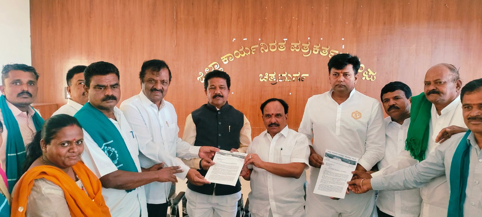 ಭದ್ರಾ ಮೇಲ್ದಂಡೆಗೆ ಐದು ಸಾವಿರ ಕೋಟಿ ಅನುದಾನಕ್ಕೆ ಹಕ್ಕೊತ್ತಾಯ