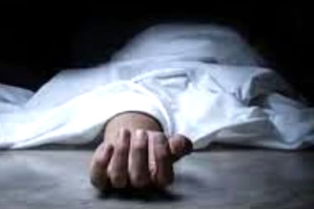 ರೈಲ್ವೆ ನಿಲ್ದಾಣದ ಸಮೀಪ ಸುಟ್ಟು ಸ್ಥಿತಿಯಲ್ಲಿ ಮಹಿಳೆ ಶವ ಪತ್ತೆ