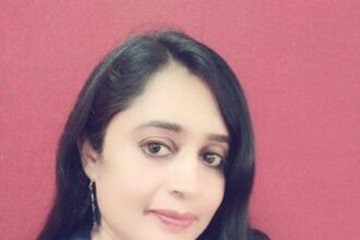 ಹಗಲಲ್ಲೂ ಕಾಣುತಿಹಳು ಕತ್ತಲನೆ, ಕಾಮುಕರ ಕಣ್ಣು ತಪ್ಪಿಸಿ ಓಡಾಡುತಿಹಳು