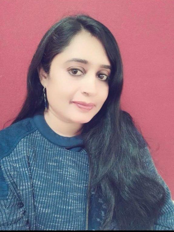 ಹಗಲಲ್ಲೂ ಕಾಣುತಿಹಳು ಕತ್ತಲನೆ, ಕಾಮುಕರ ಕಣ್ಣು ತಪ್ಪಿಸಿ ಓಡಾಡುತಿಹಳು