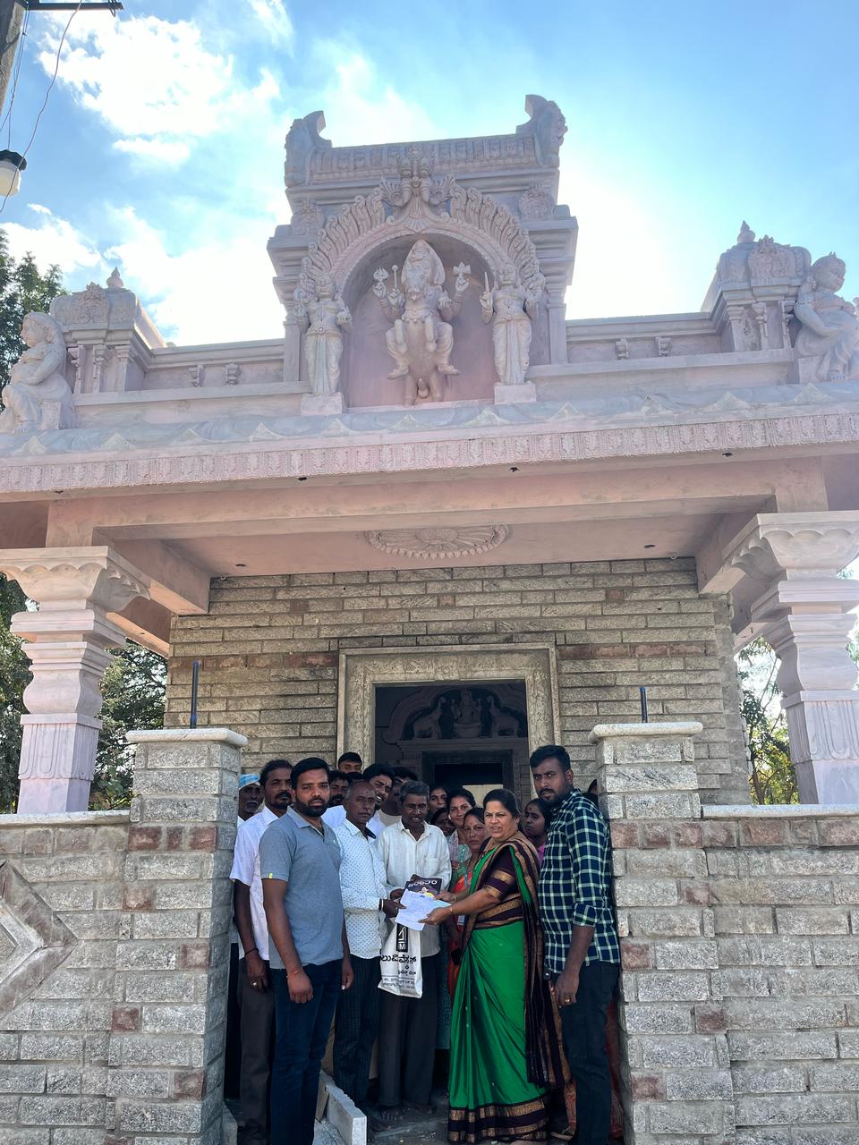 ಮುಳ್ಳಕಟ್ಟಮ್ಮ ದೇವಸ್ಥಾನಕ್ಕೆ ಲಕ್ಷ ಅನುದಾನ