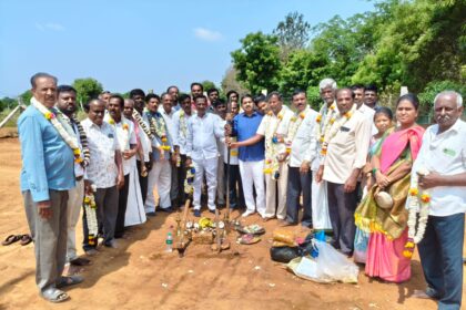 25 ಲಕ್ಷ ರೂ.ಗಳಲ್ಲಿ ತೋಟಗಾರಿಕಾ ರೈತ ಉತ್ಪಾದಕರ ಕಂಪನಿ ಕಟ್ಟಡಕ್ಕೆ ಭೂಮಿ ಪೂಜೆ