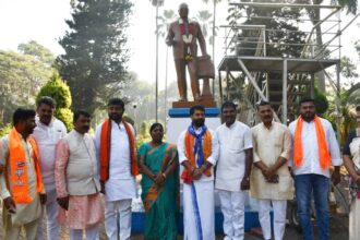 ಬಸವ, ಅಂಬೇಡ್ಕರ್, ಸಂಗೊಳ್ಳಿ, ಶಿವಾಜಿ ಪ್ರತಿಮೆ ಮಾಲಾರ್ಪಣೆ ಮಾಡಿ ಗೌರವ ಸಲ್ಲಿಸಿದ ಸಿಟಿ ರವಿ