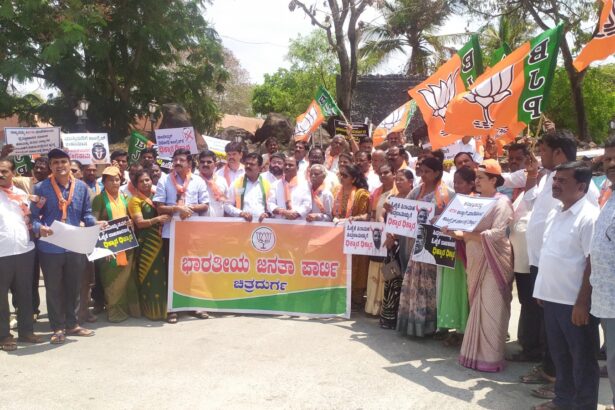 ಮುಸ್ಲಿಮರಿಗೆ ಗುತ್ತಿಗೆಯಲ್ಲಿ ಮೀಸಲಾತಿ ವಿರೋಧಿಸಿ ಬಿಜೆಪಿ ಪ್ರತಿಭಟನೆ