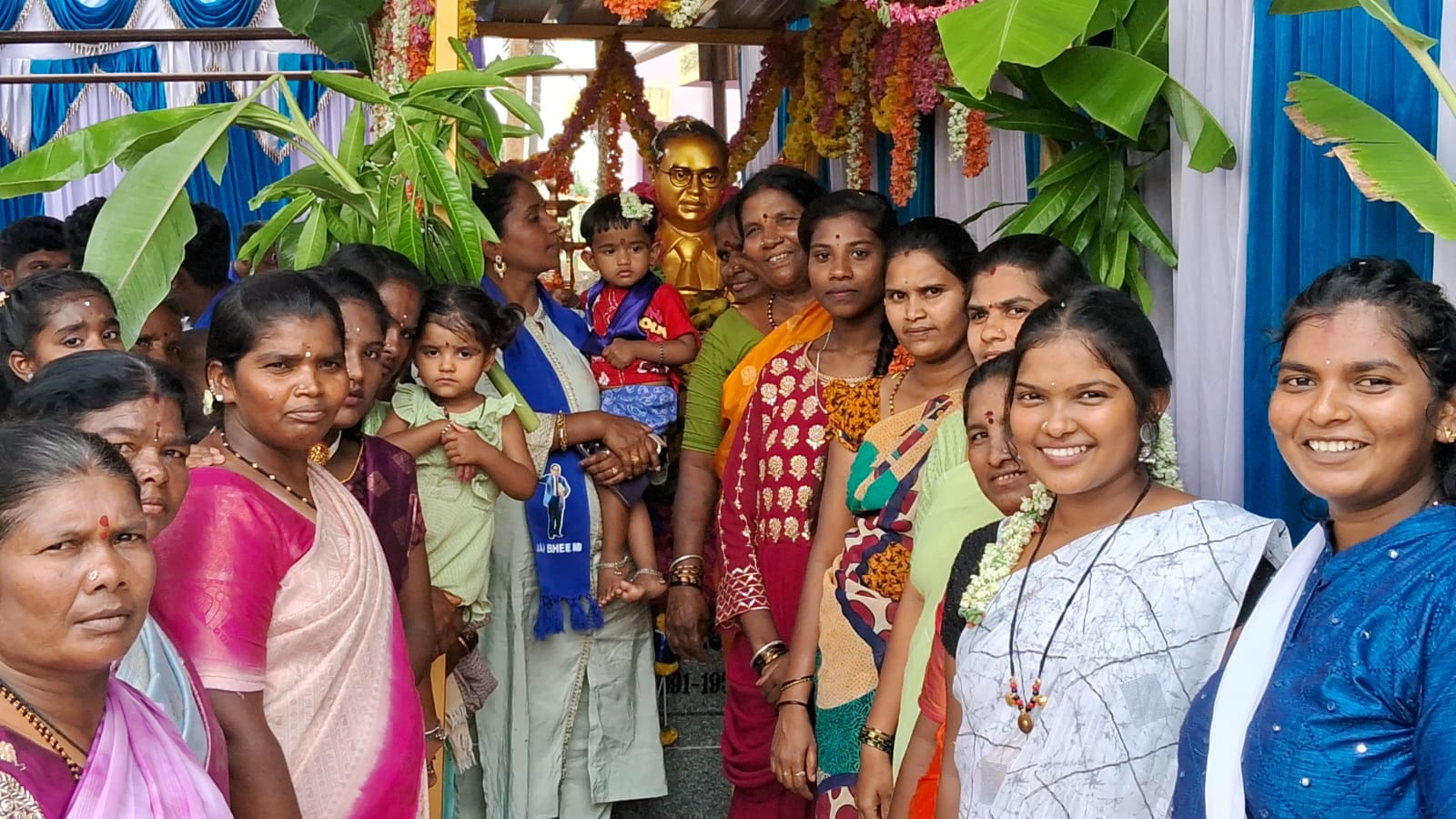 ಡಾ.ಅಂಬೇಡ್ಕರ್ ರವರ ಪುತ್ಥಳಿ ಅನಾವರಣ