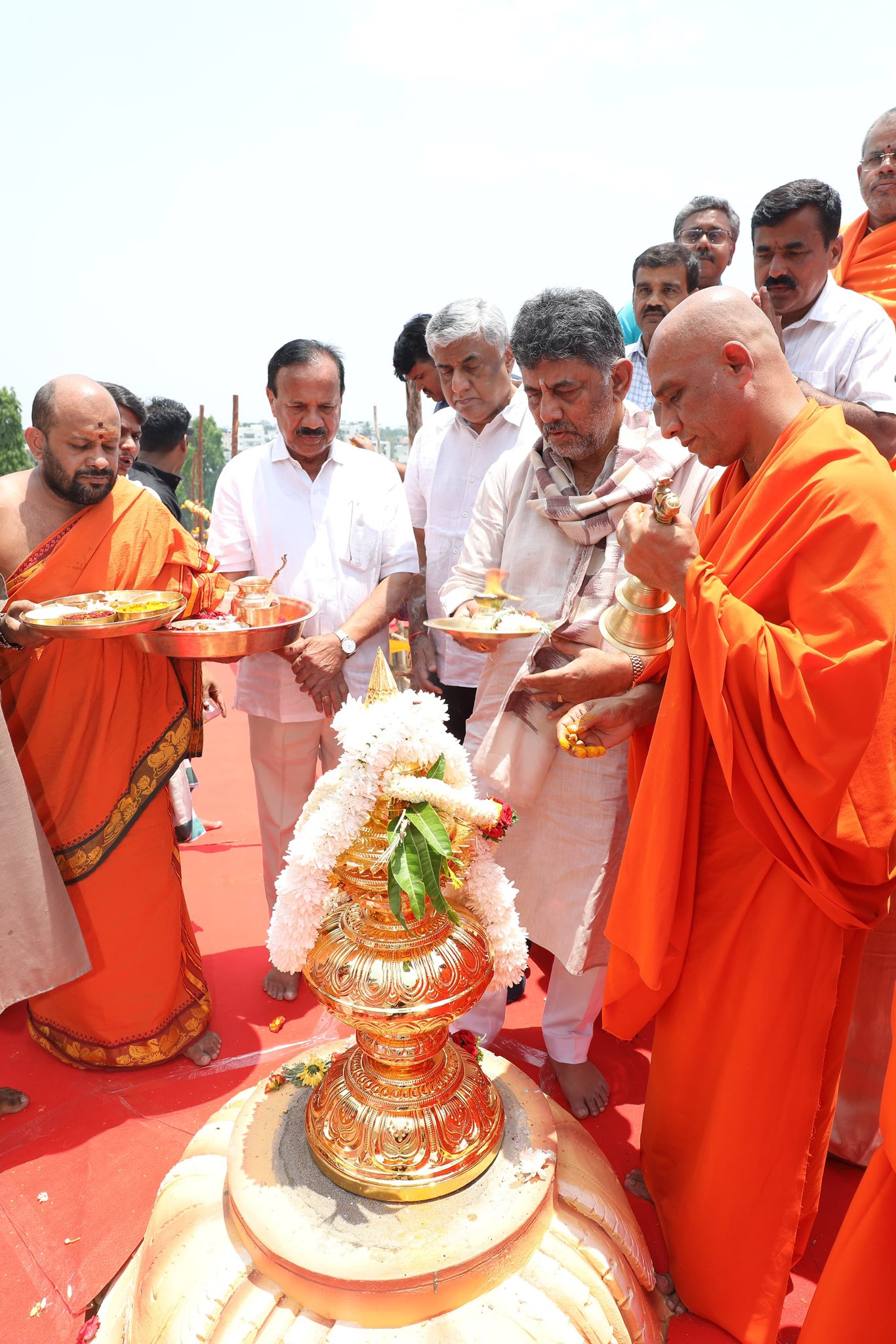 ಮಾನವ ತತ್ವ, ಮಾನವೀಯತೆ ಕಾಪಾಡಿಕೊಂಡು ಹೋಗಬೇಕಿದೆ-ಡಿಕೆಶಿ