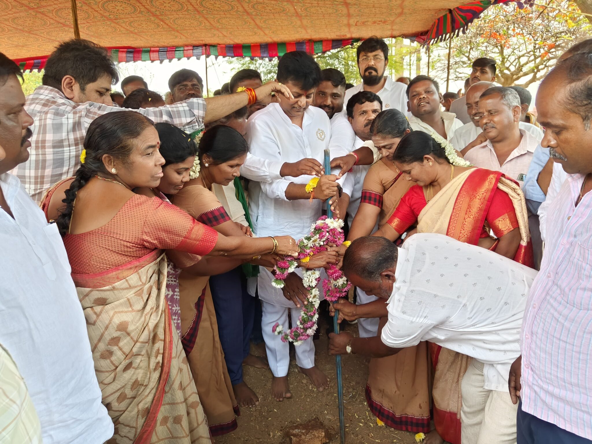 ಕುಡಿಯುವ ನೀರಿನ ಟ್ಯಾಂಕ್‌ಗೆ ಶಾಸಕ ಕೆ.ಸಿ. ವೀರೇಂದ್ರ ಪಪ್ಪಿ ಭೂಮಿ ಪೂಜೆ