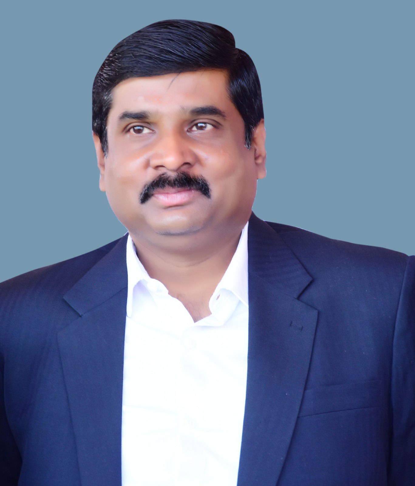 ವಿಶೇಷ ಮಕ್ಕಳ ಗೃಹಾಧಾರಿತ ಶಿಕ್ಷಣಕ್ಕೆ ವೈಯಕ್ತಿಕವಾಗಿ ಸಾಮಾಗ್ರಿ ವಿತರಿಸಿದ ಜಿಪಂ ಸಿಇಒ ಸೋಮಶೇಖರ್