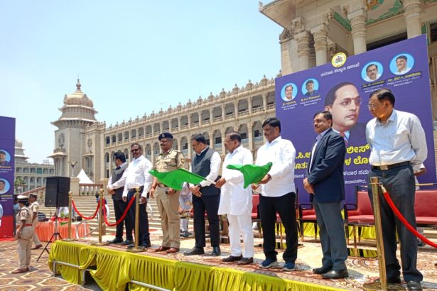 ನೂತನ ಡಿಸಿಆರ್ ಇ ಪೊಲೀಸ್ ಠಾಣೆಗಳ ವಾಹನಗಳಿಗೆ ಚಾಲನೆ : ಗೃಹ ಸಚಿವ ಡಾ.ಜಿ.ಪರಮೇಶ್ವರ್